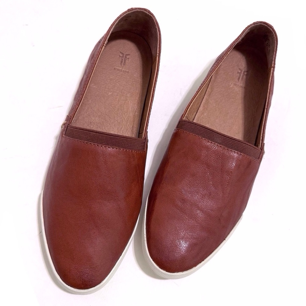 Melanie Antiqued Leather Slip-on Shoes Sneakers in Cognac Size 7 EUC